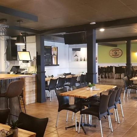 Auberge Happy Logis Lac-Etchemin المظهر الخارجي الصورة
