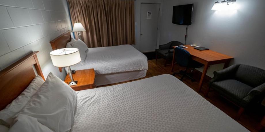 Auberge Happy Logis Lac-Etchemin المظهر الخارجي الصورة